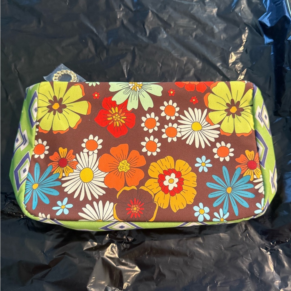 New Estee Lauder cosmetic bag